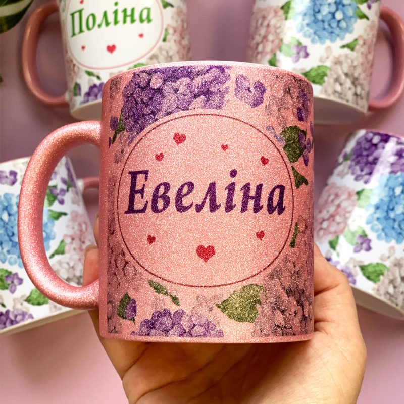 Іменна глітерна чашка «Рожевий блиск» з квітами (CC-GLIT-01) Іменна глітерна чашка «Рожевий блиск» з квітами (CC-GLIT-01)